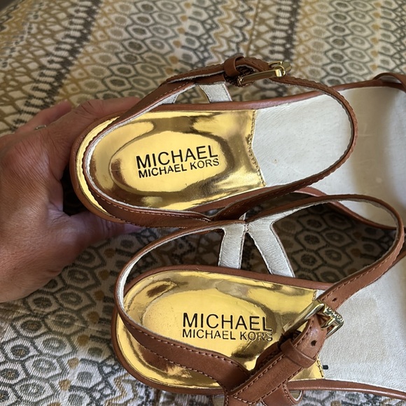 NWOT Michael Kors Brown Persia Cork Wedge Sandals with Gold Grommets - Picture 10 of 12